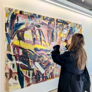 Profile photo of April Lannigan